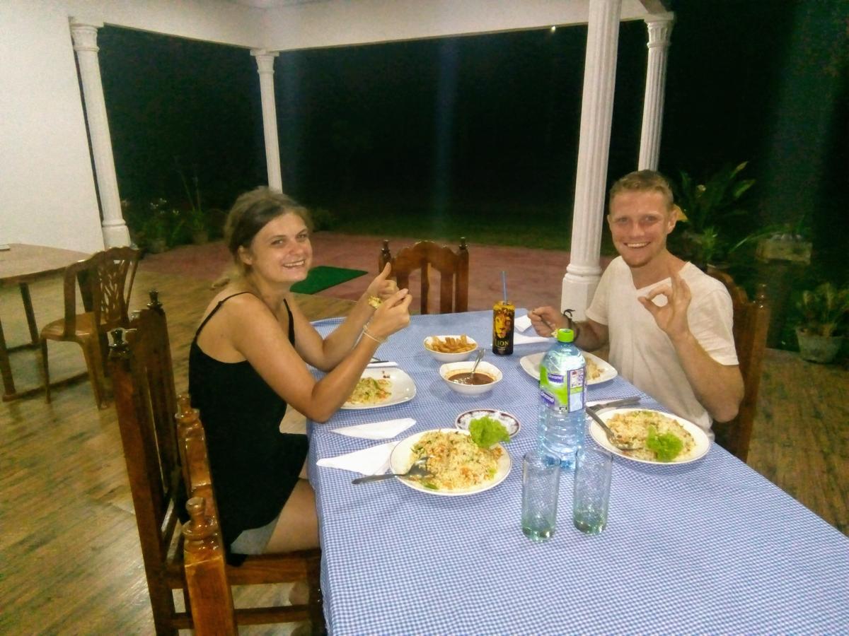 Siyapath Holiday Resort Полоннарува Екстер'єр фото
